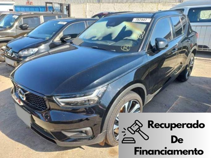 VOLVO XC40 19/20